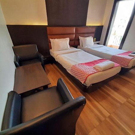 Hotel Saikripa Imperial Даман Екстер'єр фото